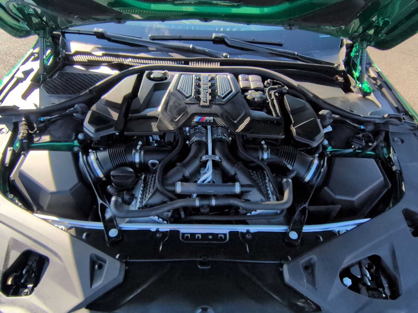 Thumbnail: 2023 BMW M8 - 15