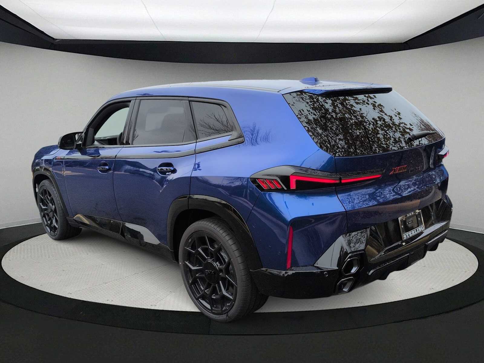 Thumbnail: 2026 BMW XM - 6