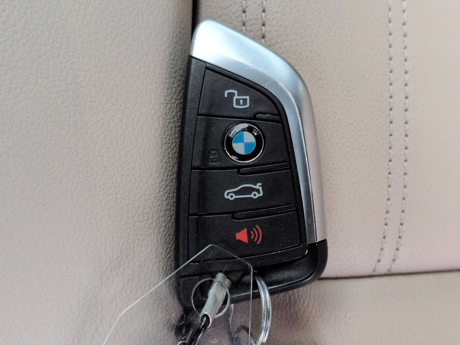 Thumbnail: 2023 BMW 3 Series - 37