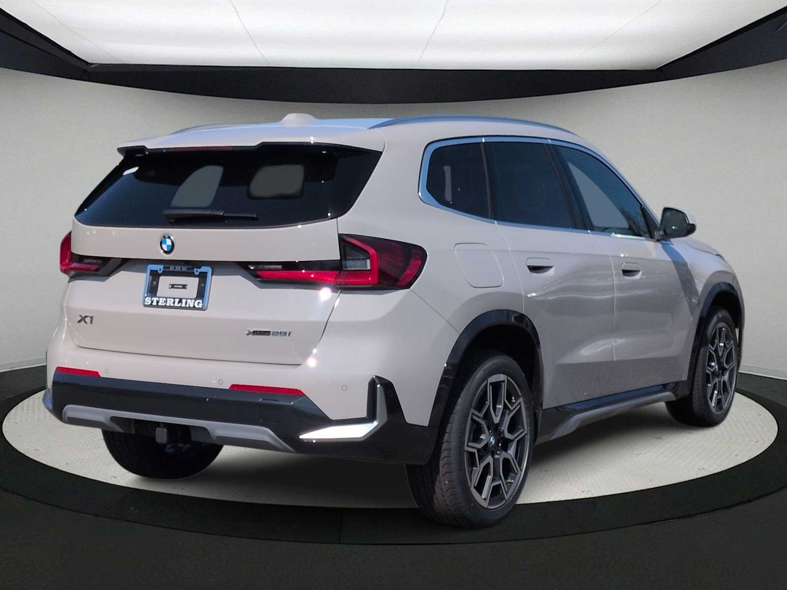 Thumbnail: 2026 BMW X1 - 8