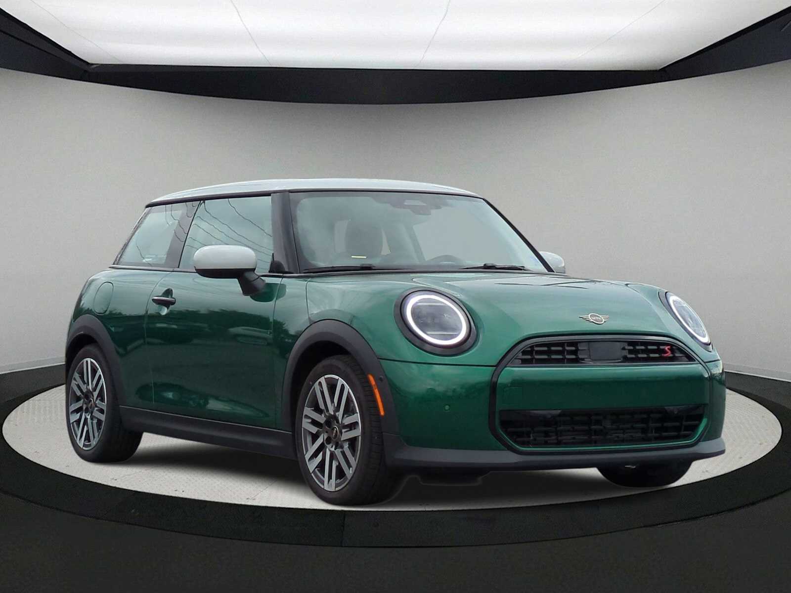 Thumbnail: 2025 MINI Cooper Hardtop - 2