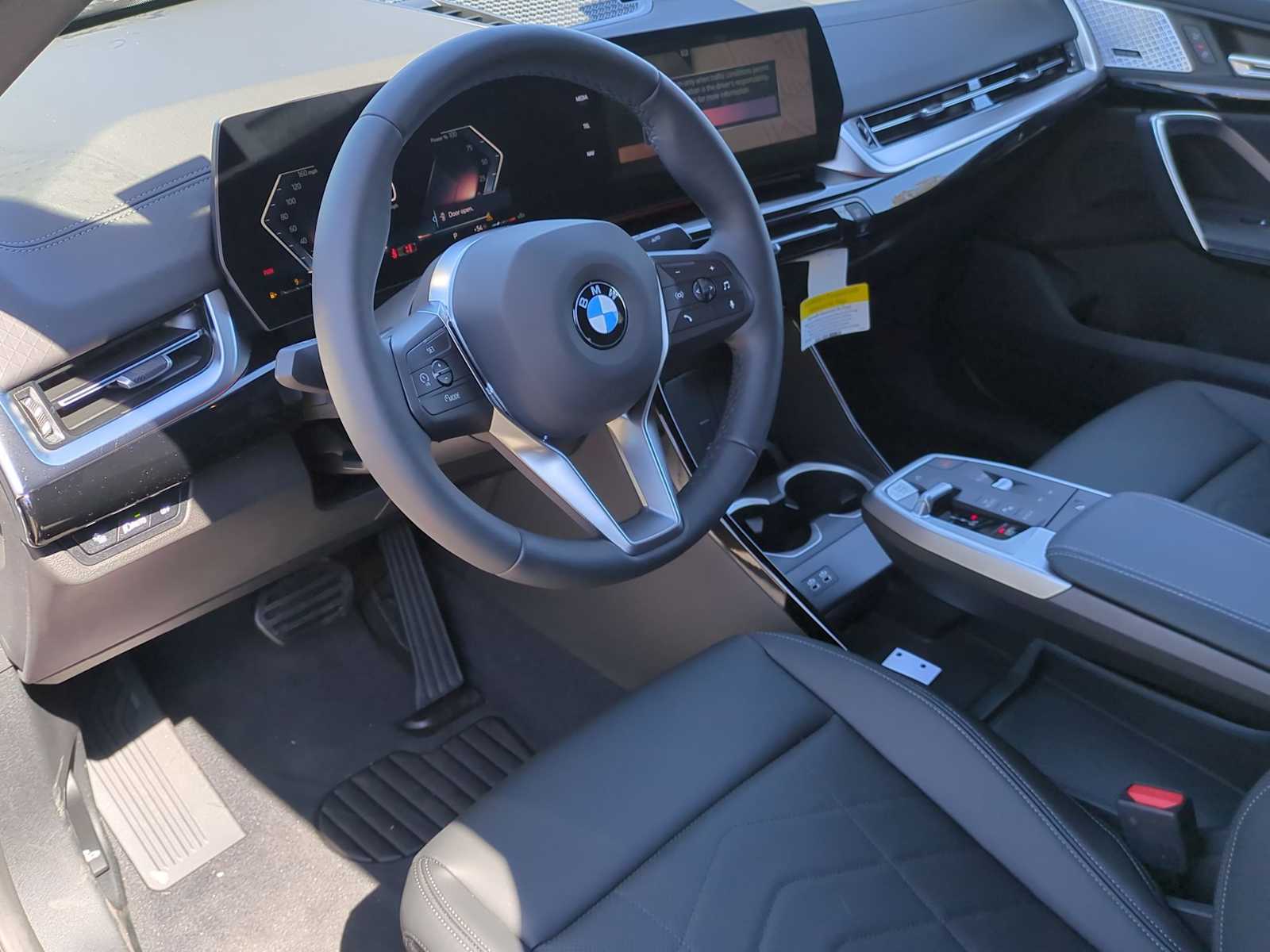 Thumbnail: 2025 BMW X2 - 10