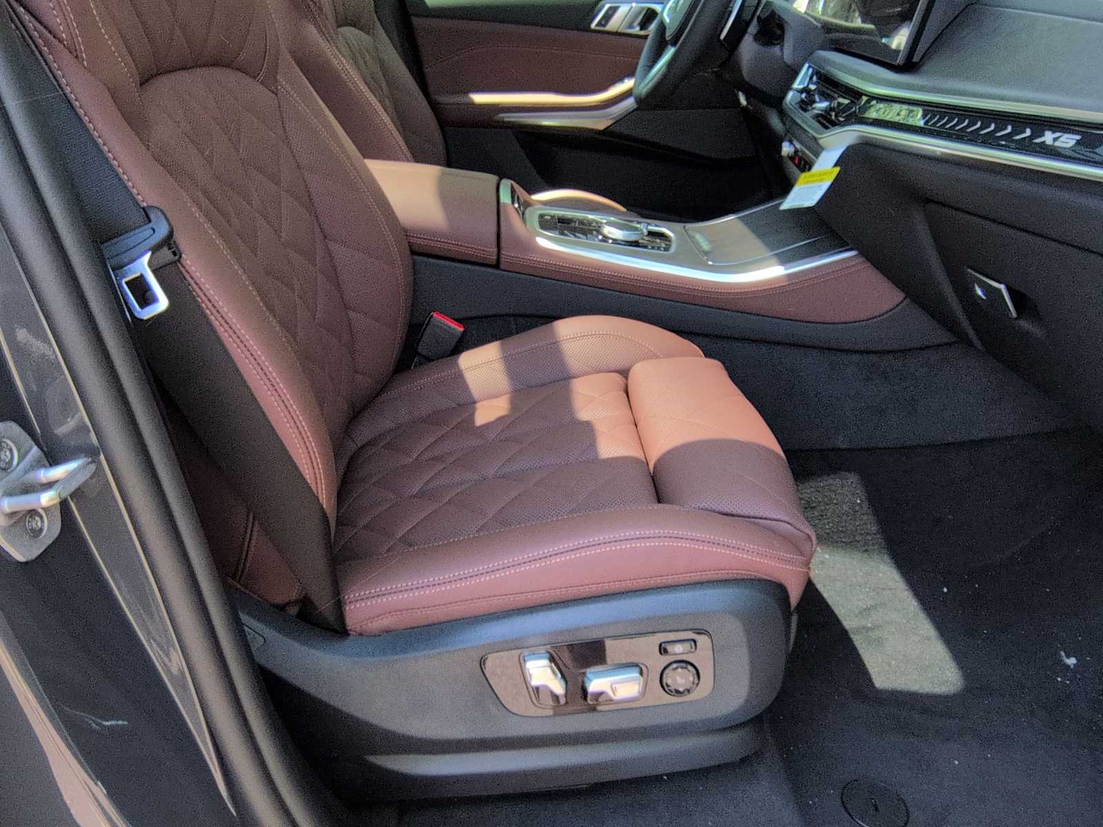 Thumbnail: 2026 BMW X5 - 24