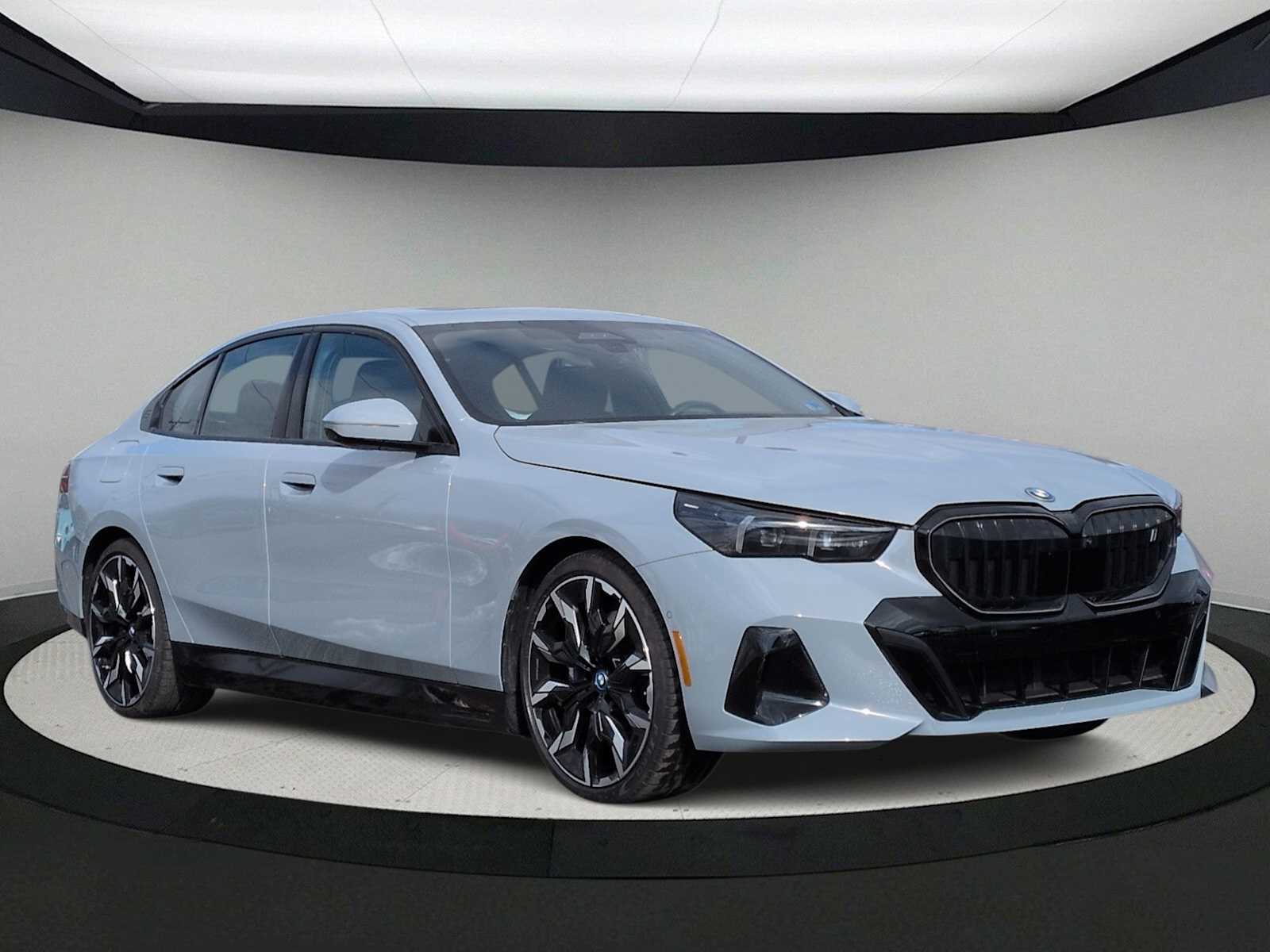 Thumbnail: 2025 BMW i5 - 2