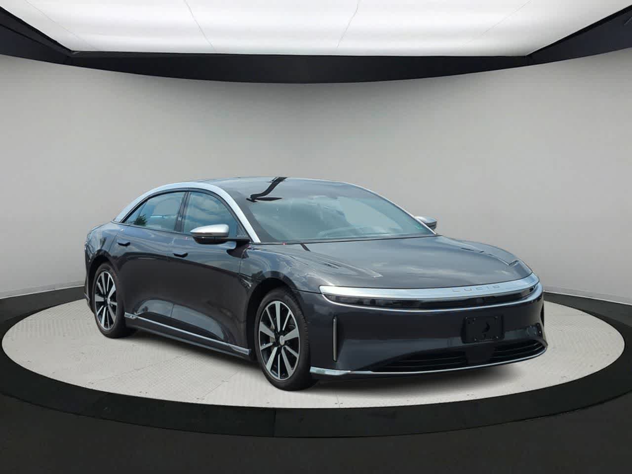 Thumbnail: 2022 Lucid Air - 2
