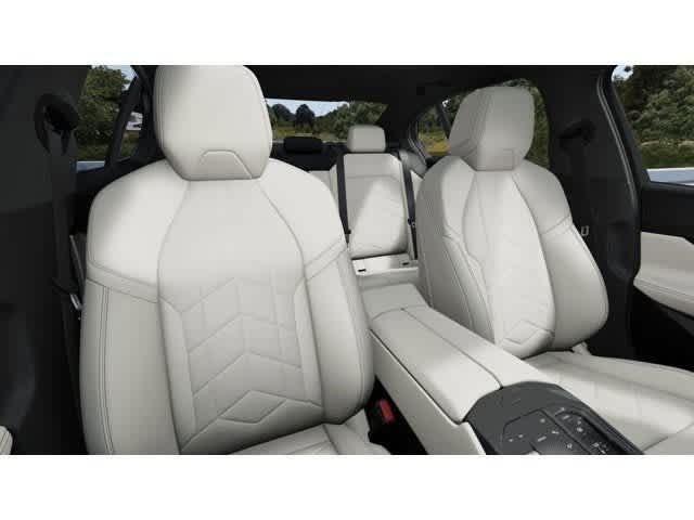 Thumbnail: 2026 BMW 5 Series - 11