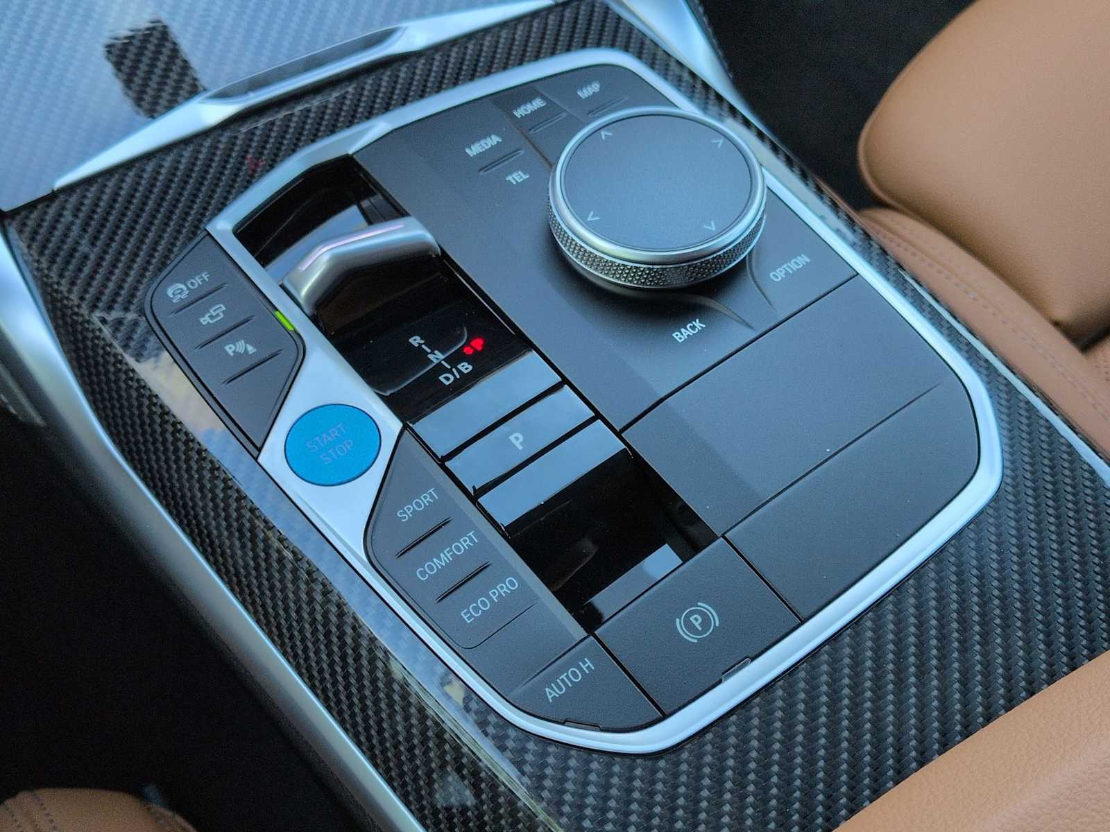 Thumbnail: 2026 BMW i4 - 35