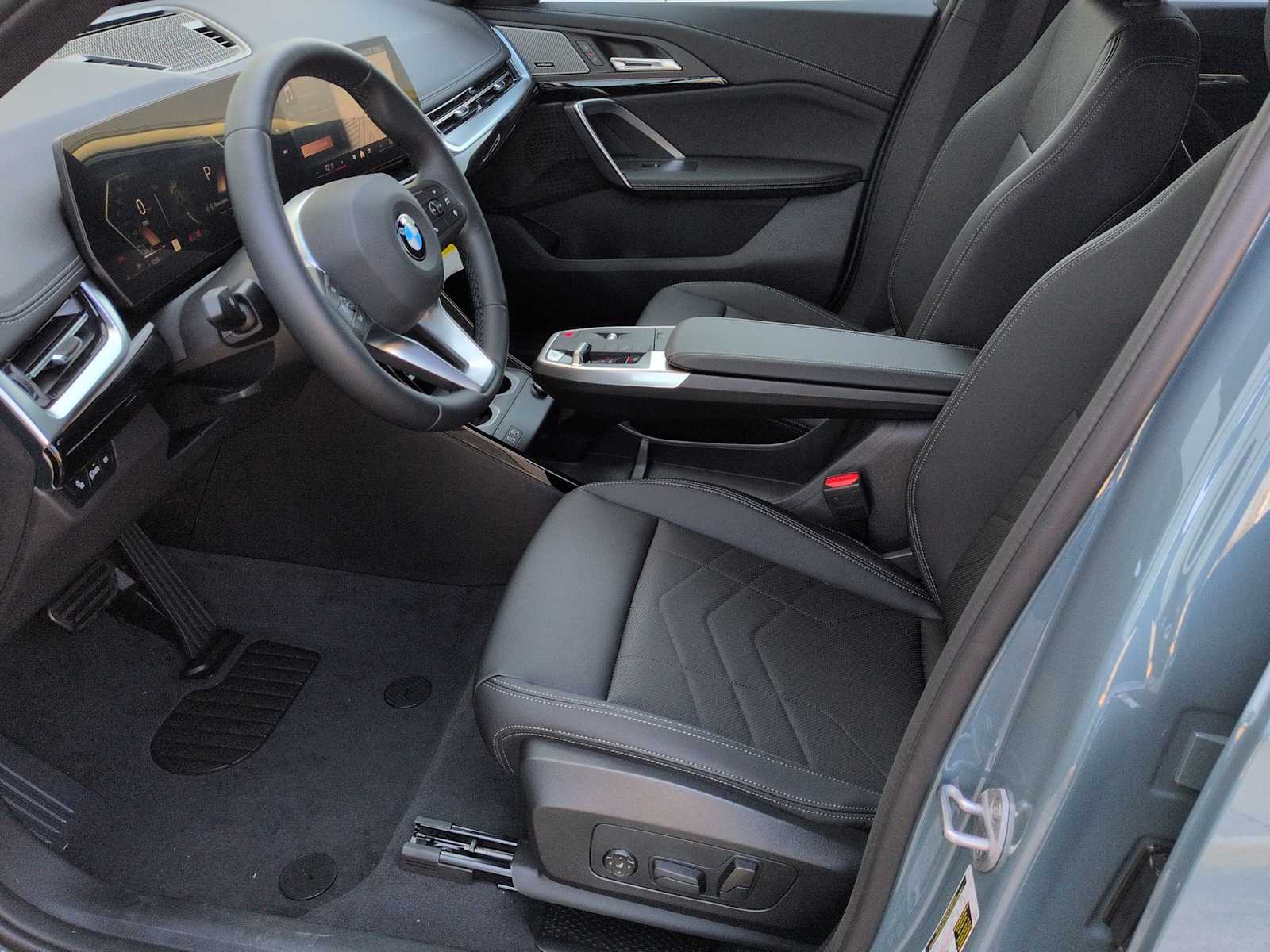Thumbnail: 2026 BMW X1 - 17