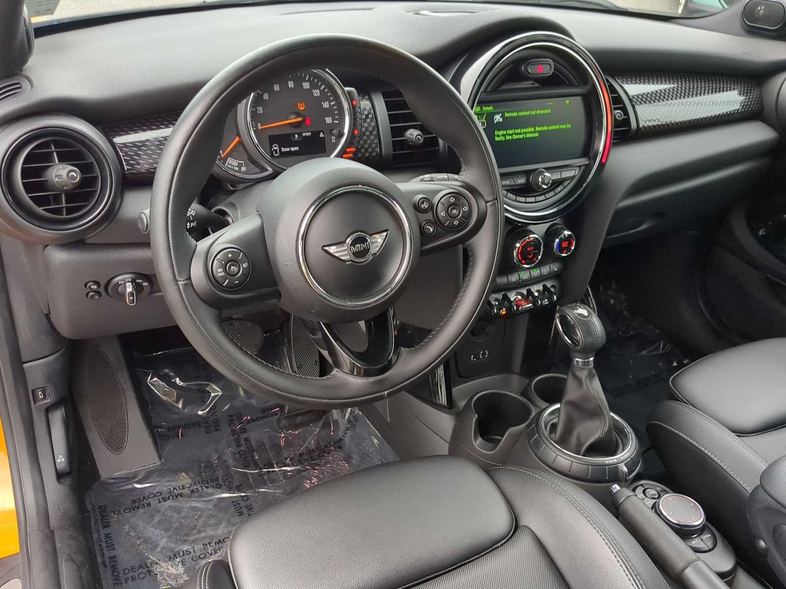 Thumbnail: 2017 MINI Cooper Hardtop - 15
