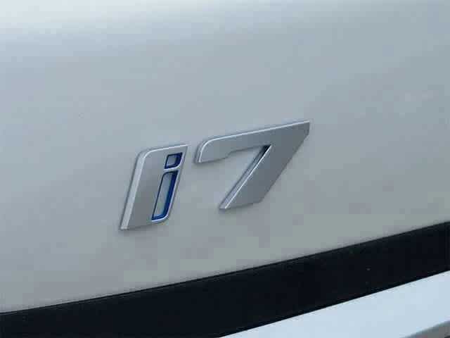 Thumbnail: 2024 BMW i7 - 5