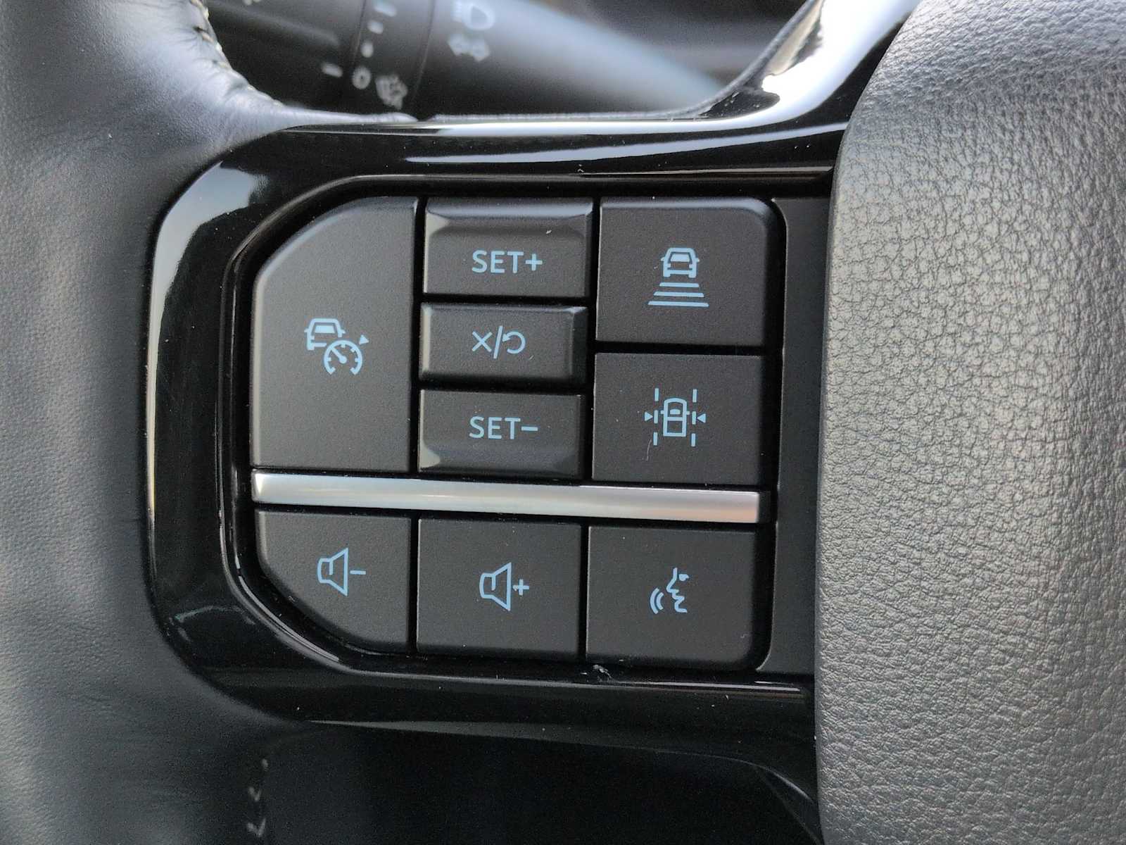 Thumbnail: 2023 Ford F-150 - 25