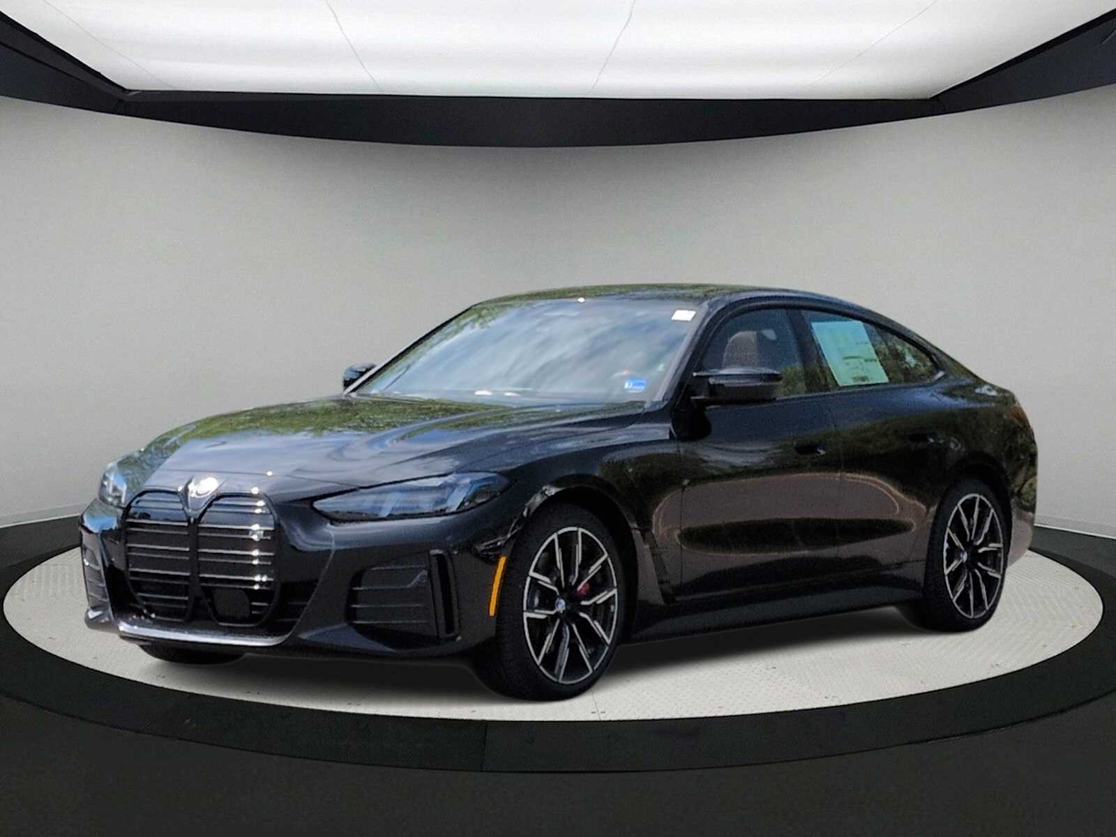 Thumbnail: 2026 BMW i4 - 4