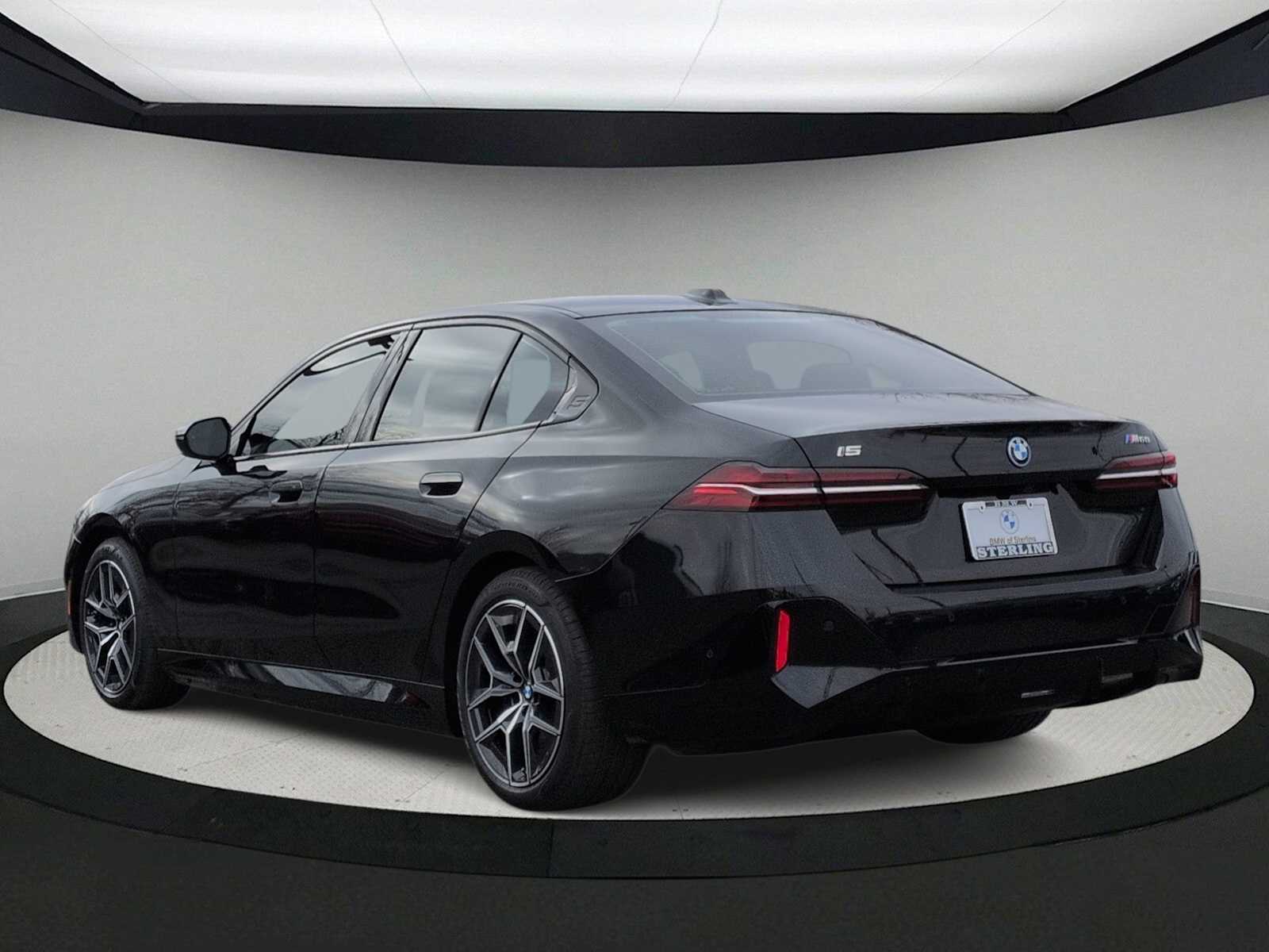 Thumbnail: 2025 BMW i5 - 6