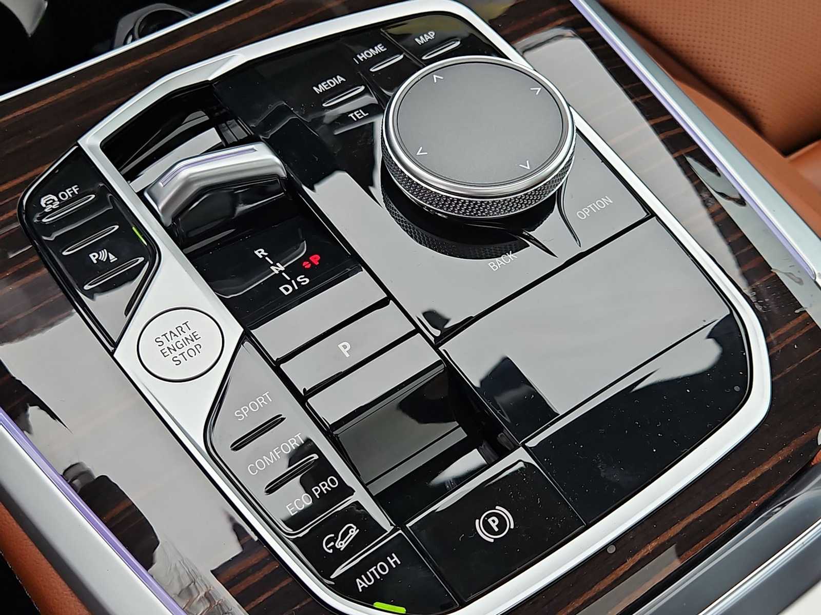 Thumbnail: 2026 BMW X5 - 30