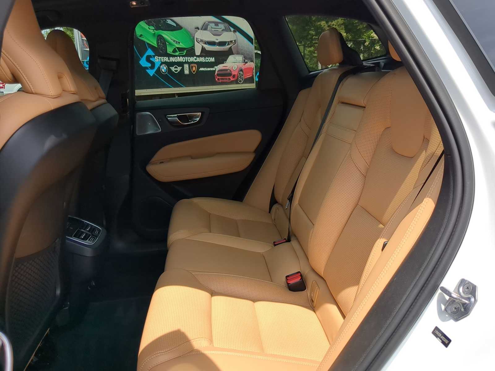 Thumbnail: 2019 Volvo XC60 - 20