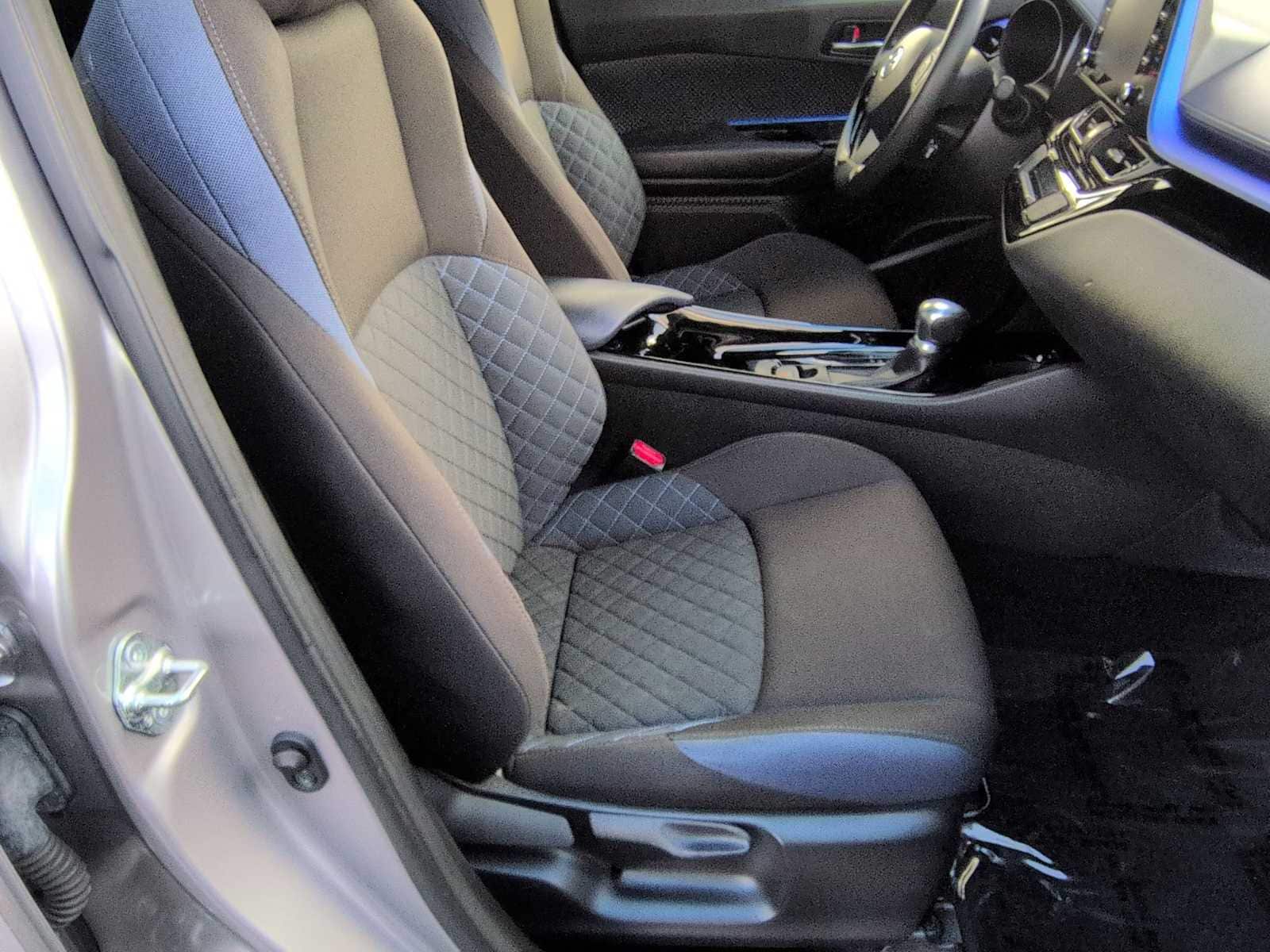 Thumbnail: 2020 Toyota C-HR - 22