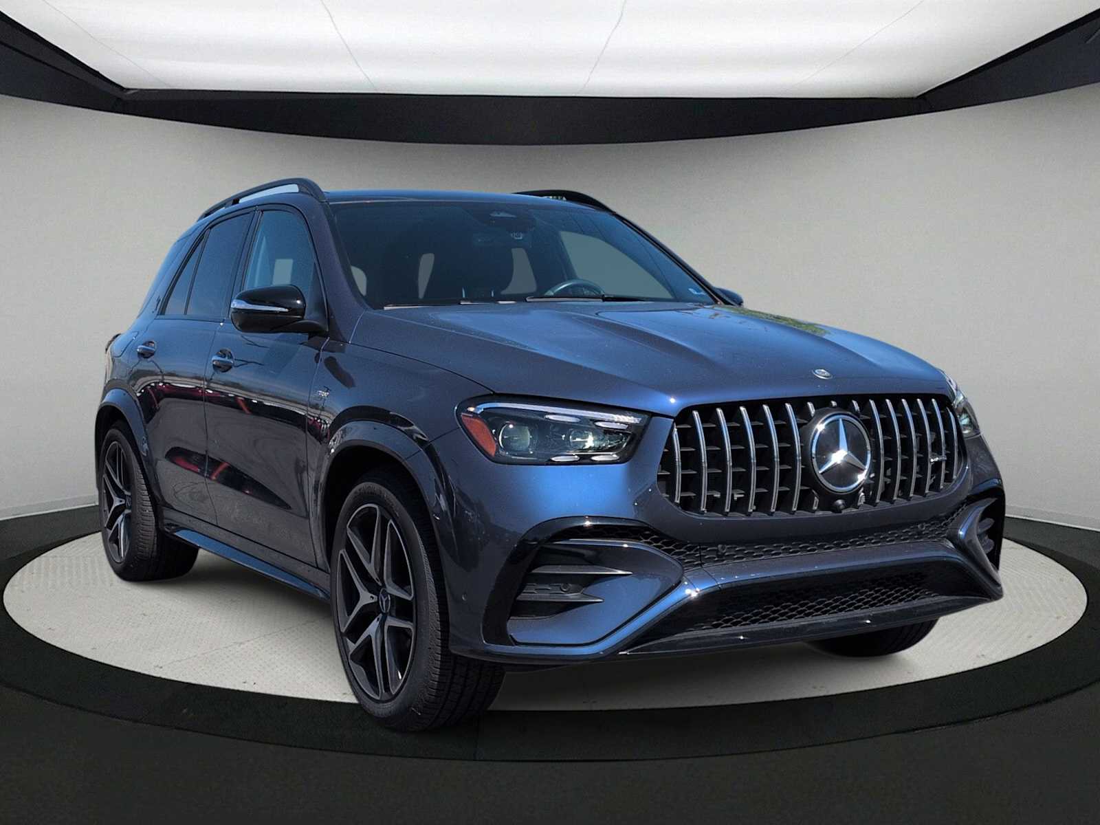 Thumbnail: 2025 Mercedes-Benz GLE - 2