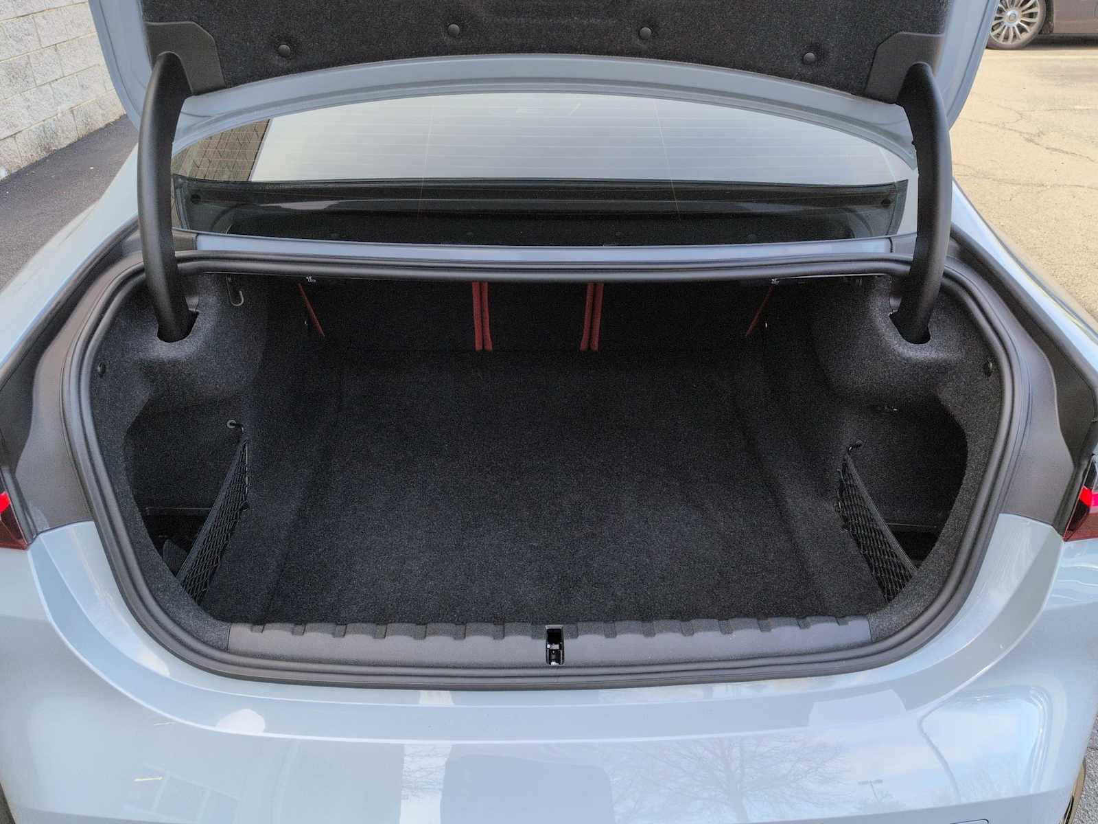 Thumbnail: 2023 BMW M4 - 34