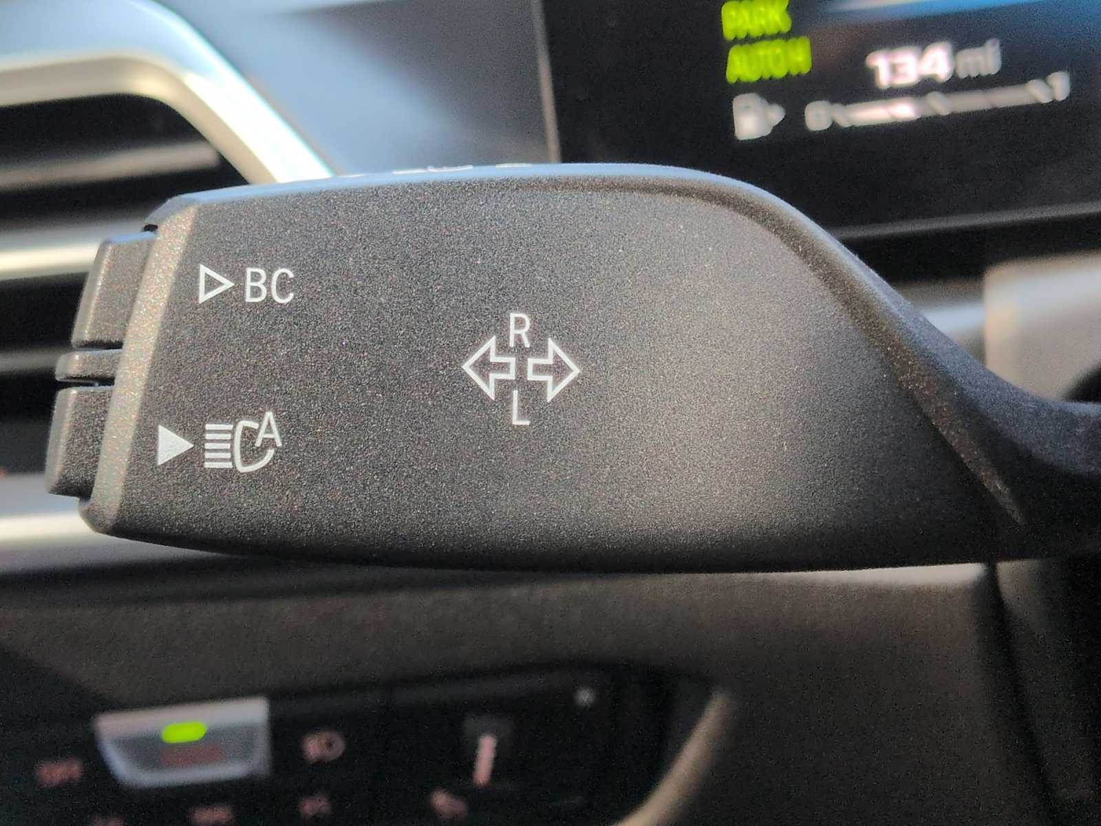 Thumbnail: 2025 BMW 3 Series - 29