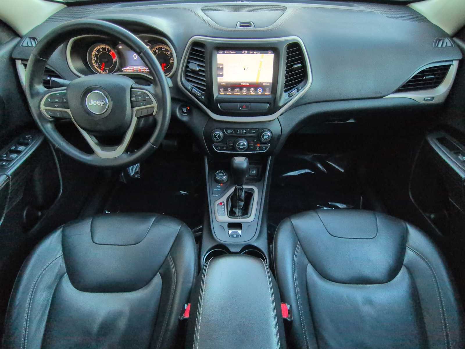 Thumbnail: 2016 Jeep Cherokee - 16