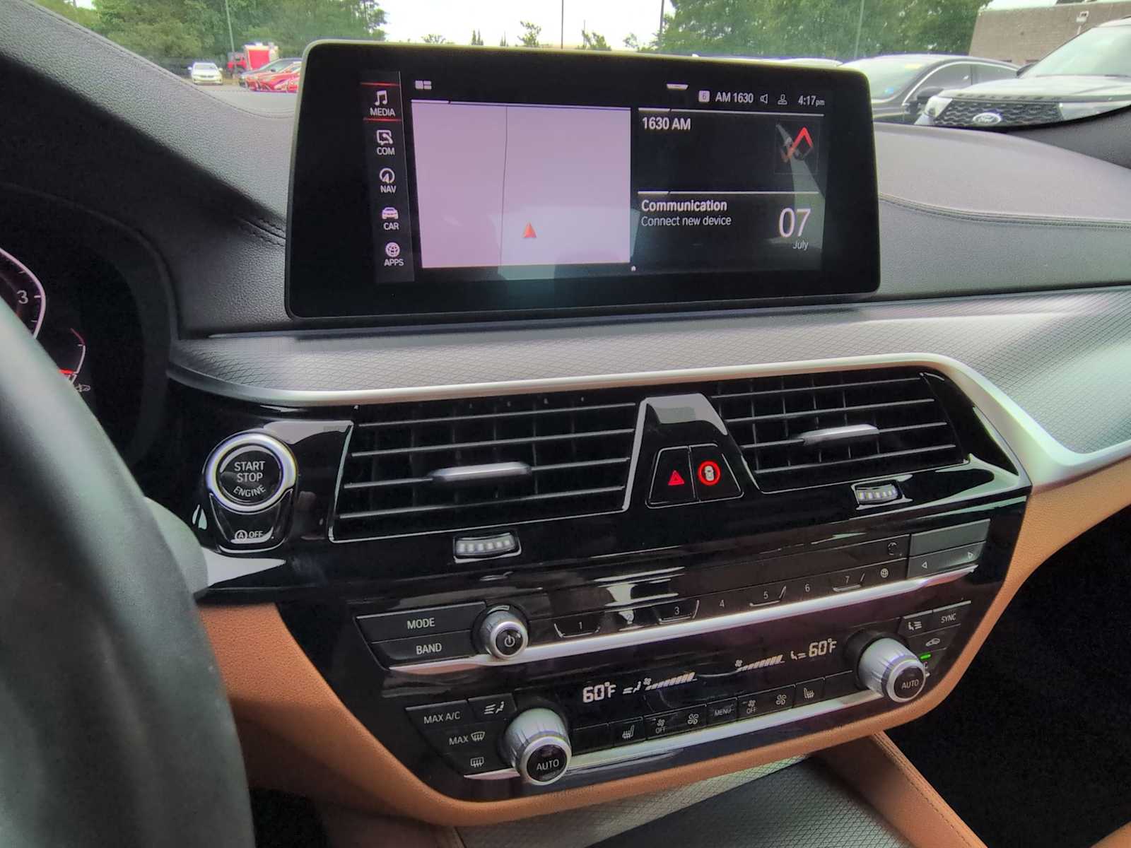 Thumbnail: 2020 BMW 5 Series - 30