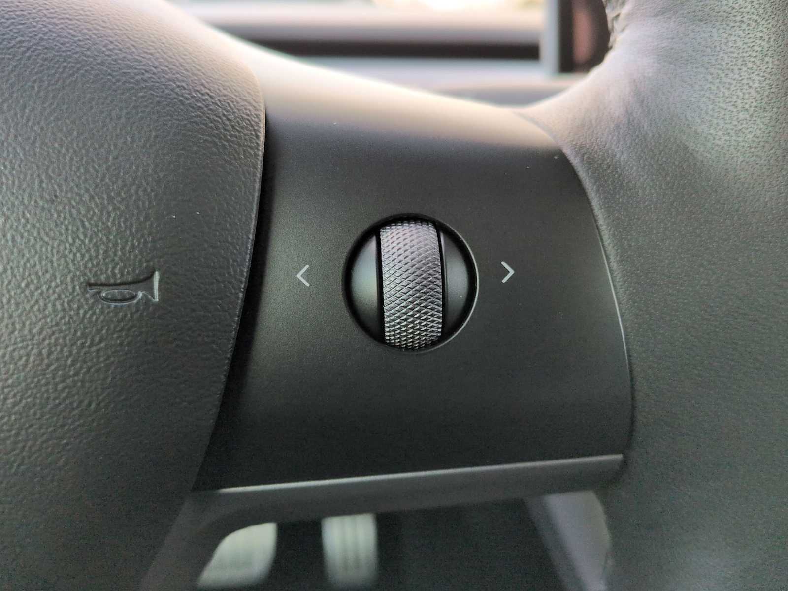 Thumbnail: 2022 Tesla Model Y - 26