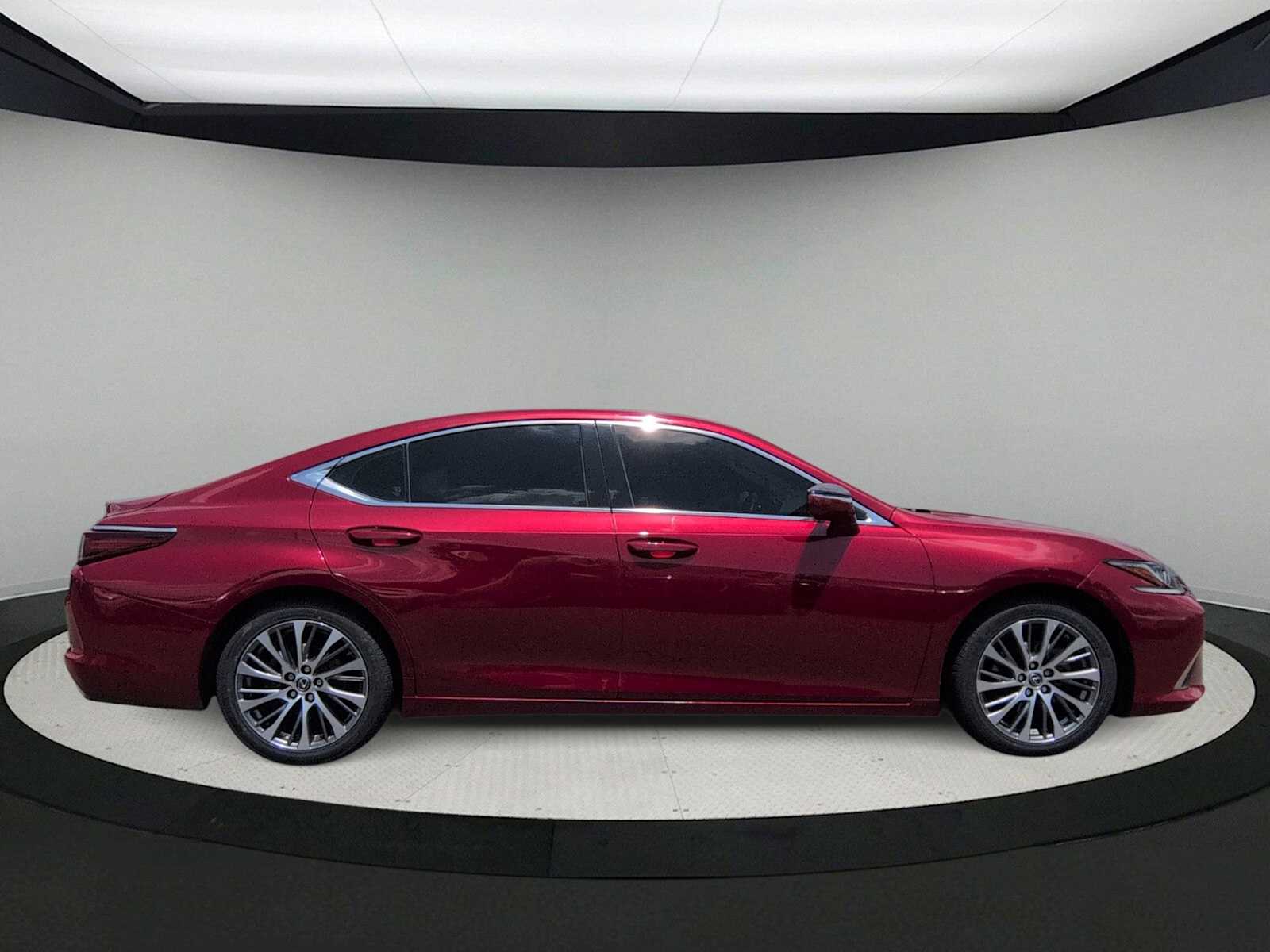 Thumbnail: 2019 Lexus ES - 9