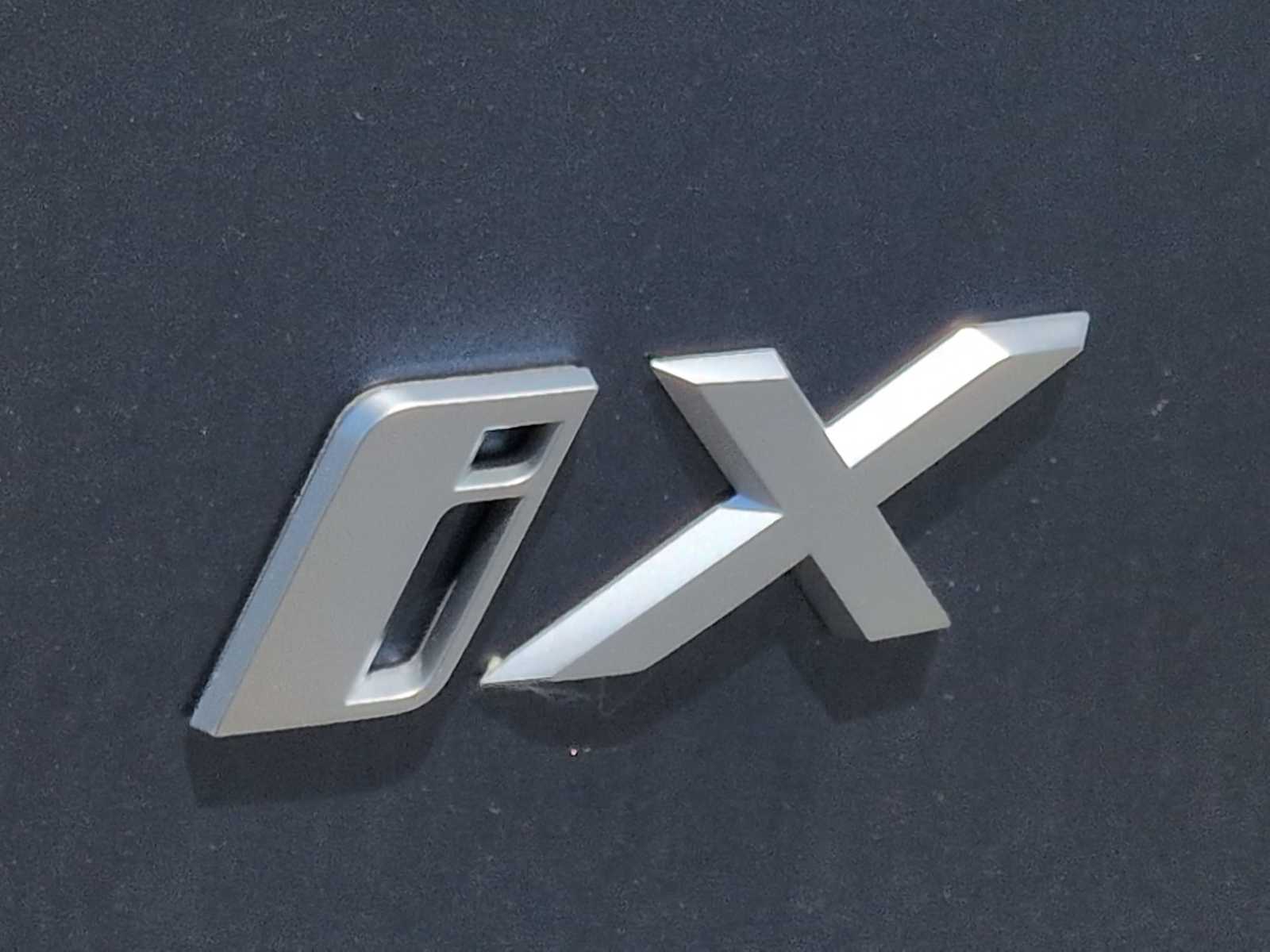 Thumbnail: 2026 BMW iX - 13
