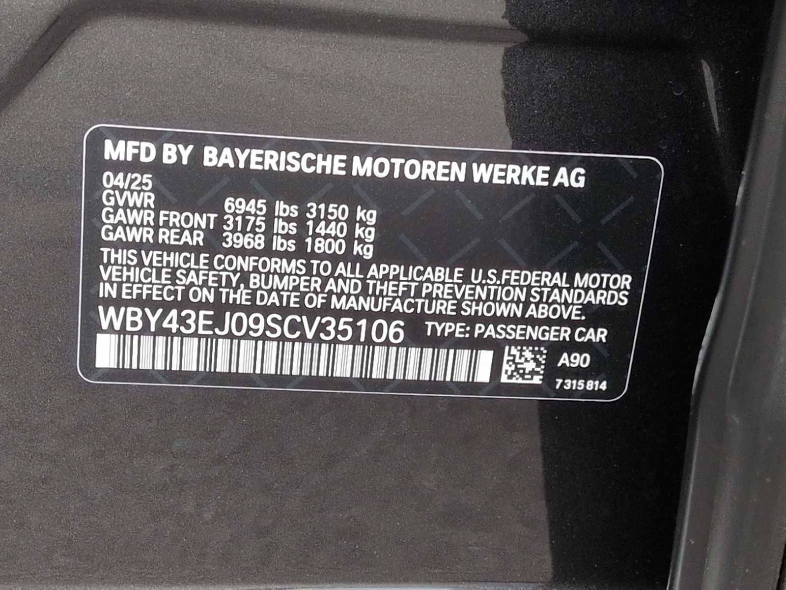 Thumbnail: 2025 BMW i7 - 39