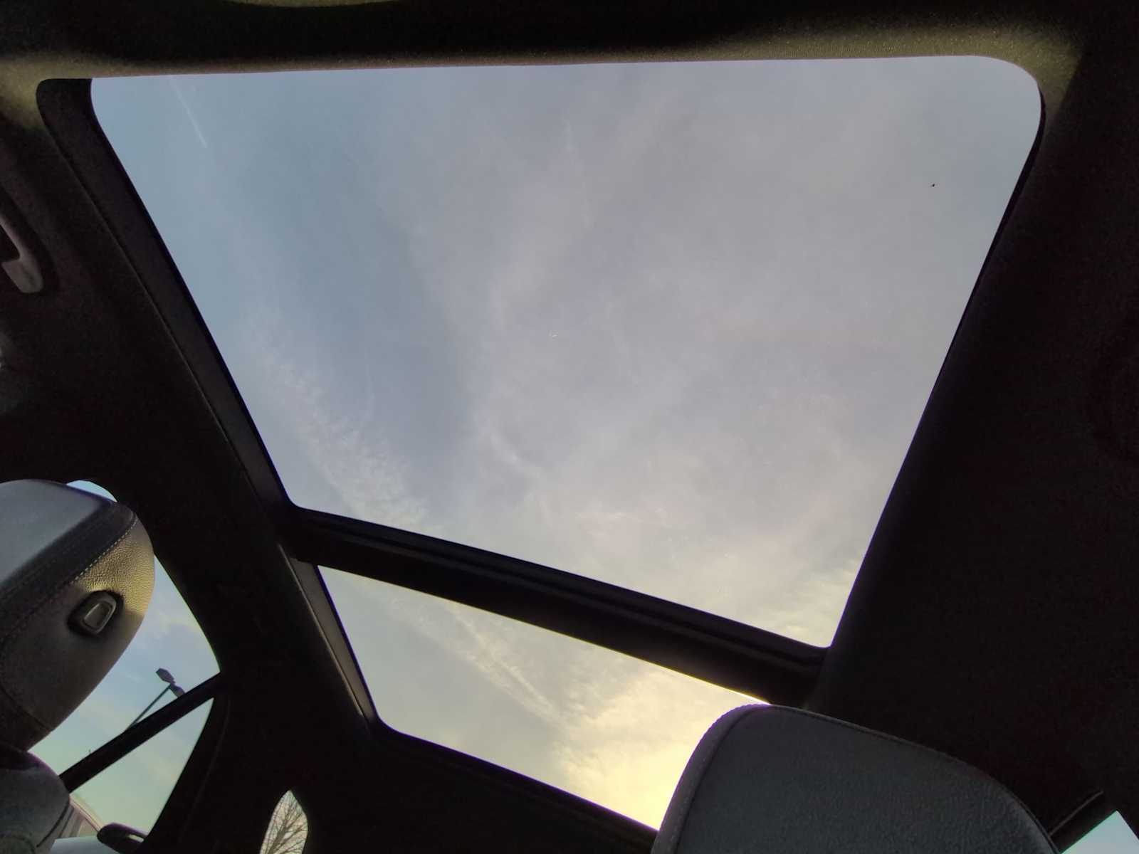 Thumbnail: 2022 Mercedes-Benz GLE - 19