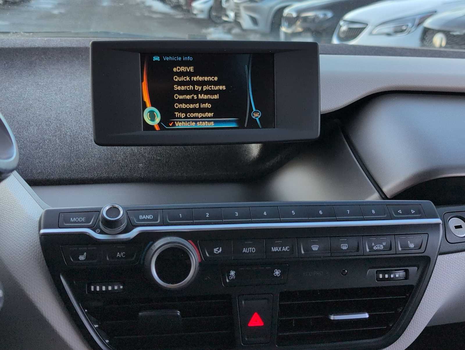 Thumbnail: 2015 BMW i3 - 26