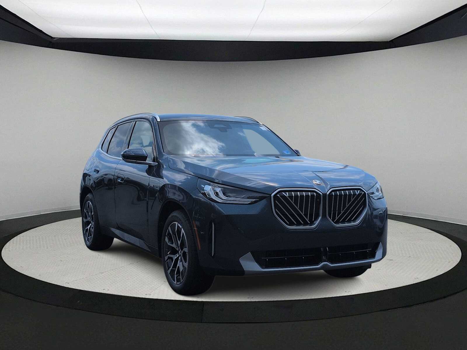 Thumbnail: 2026 BMW X3 - 2