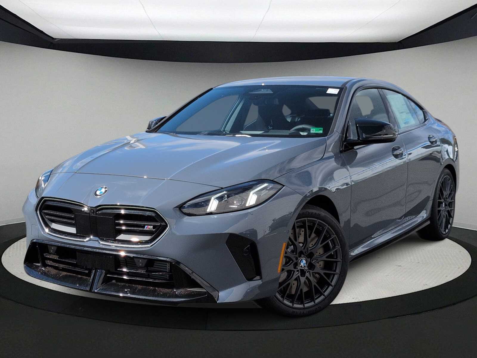 Thumbnail: 2026 BMW 2 Series - 1