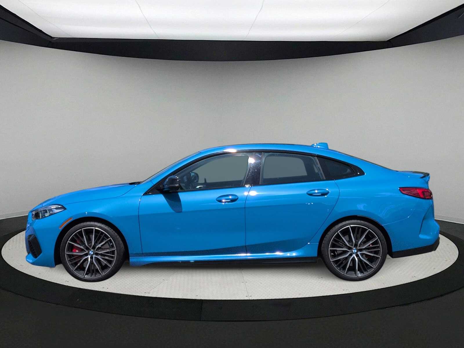 Thumbnail: 2024 BMW 2 Series - 5