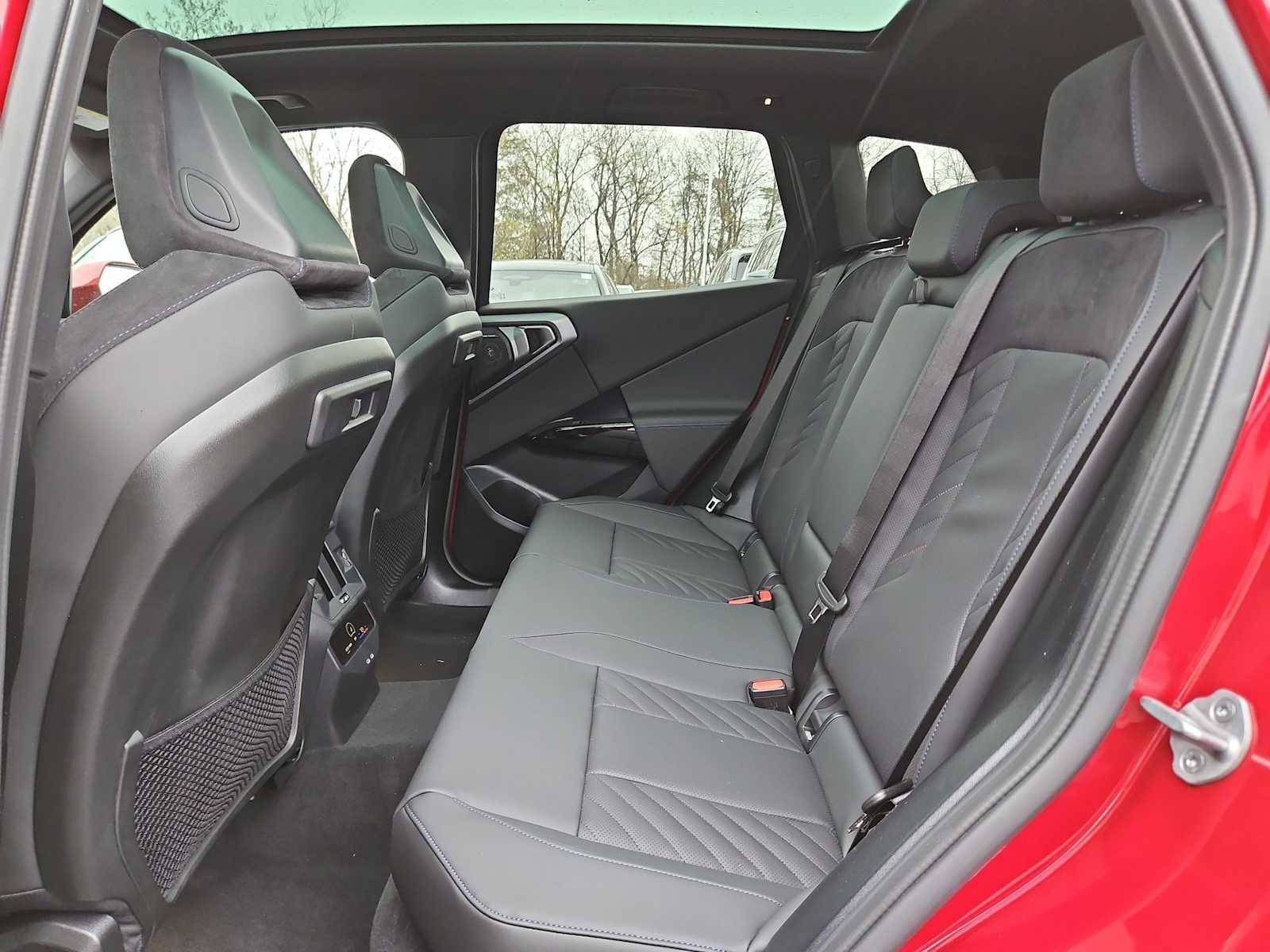 Thumbnail: 2026 BMW X3 - 21