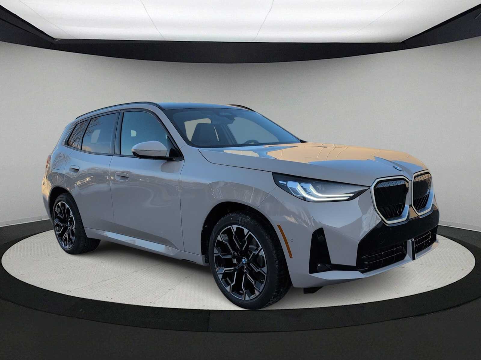 Thumbnail: 2026 BMW X3 - 2