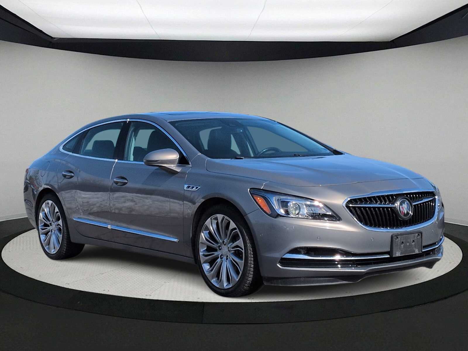 Thumbnail: 2017 Buick LaCrosse - 2