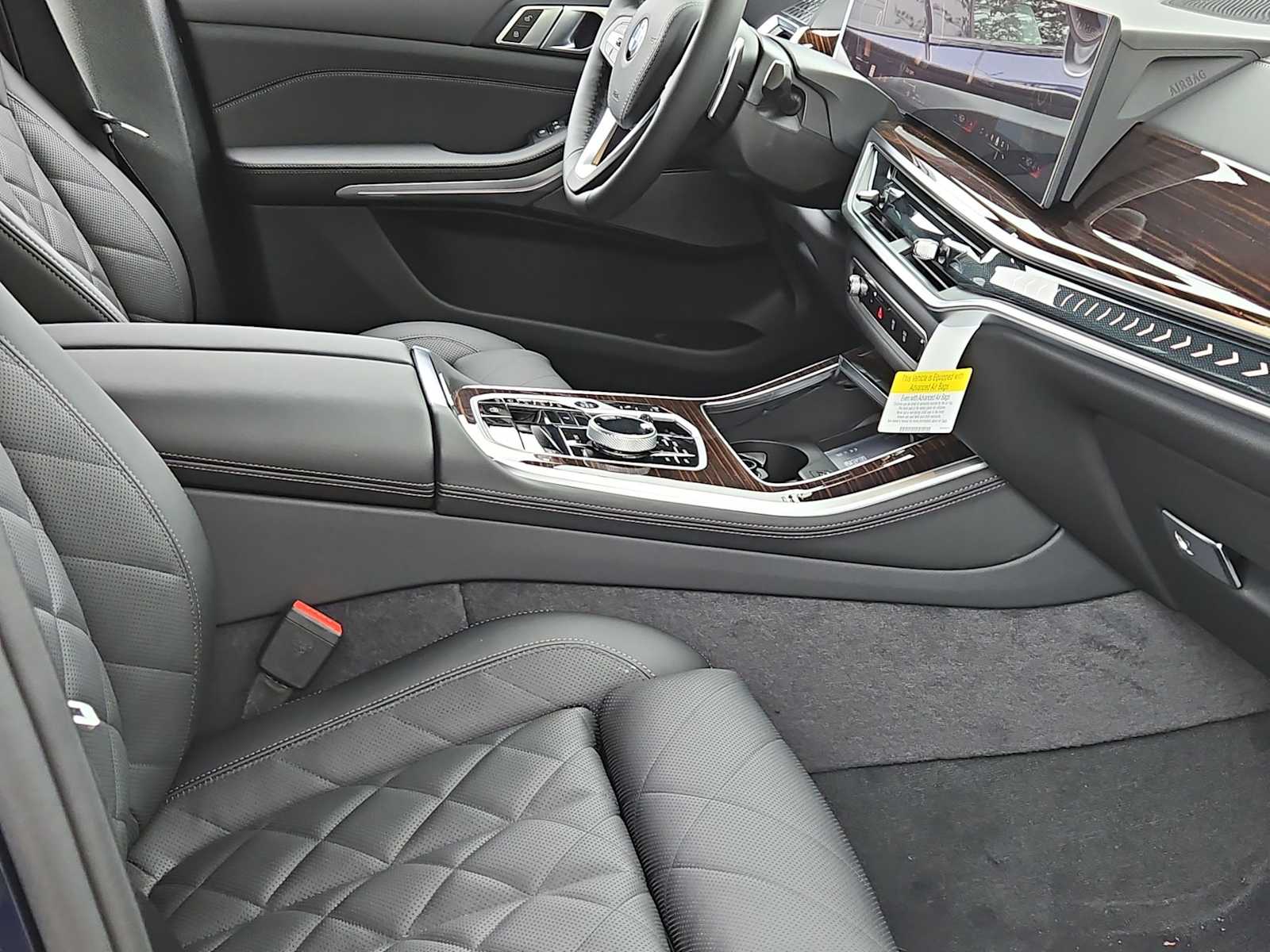 Thumbnail: 2026 BMW X5 - 19