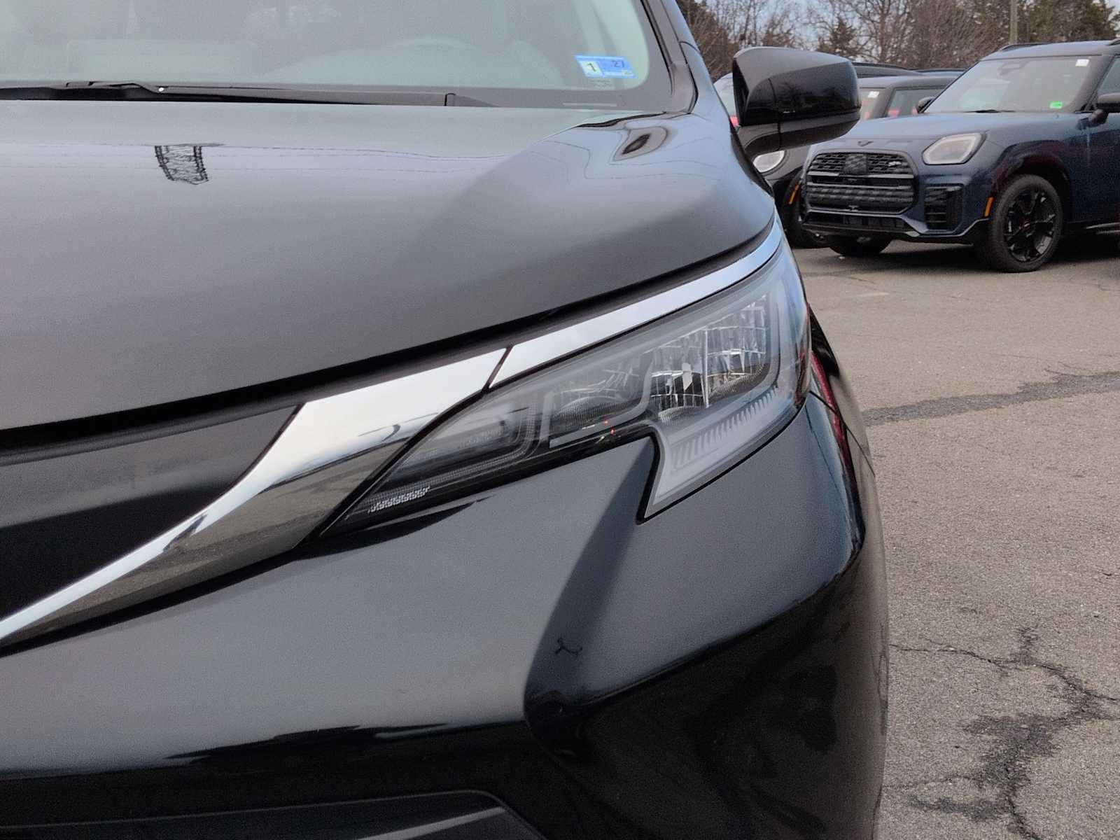 Thumbnail: 2024 Toyota Sienna - 11