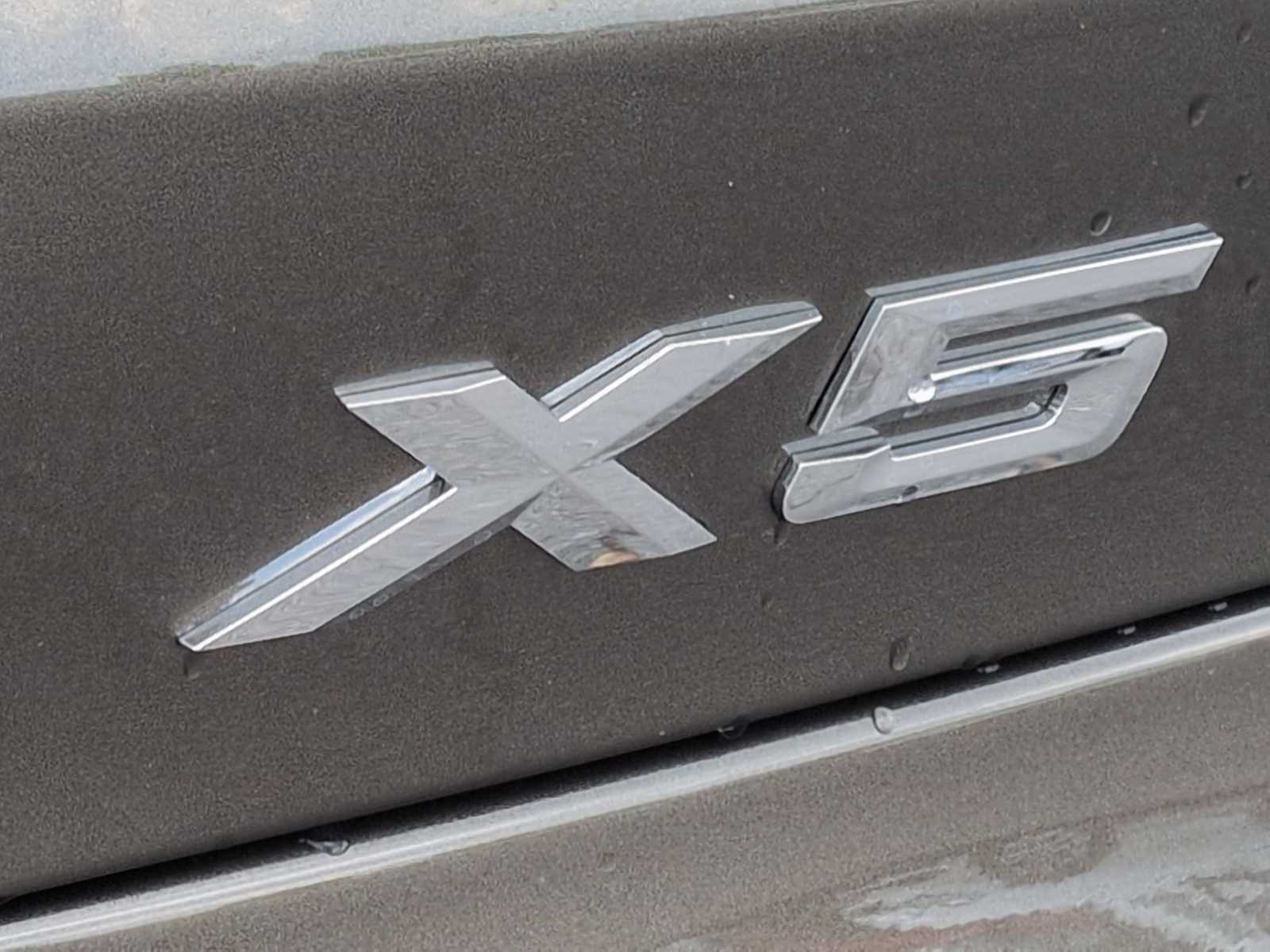 Thumbnail: 2026 BMW X5 - 13