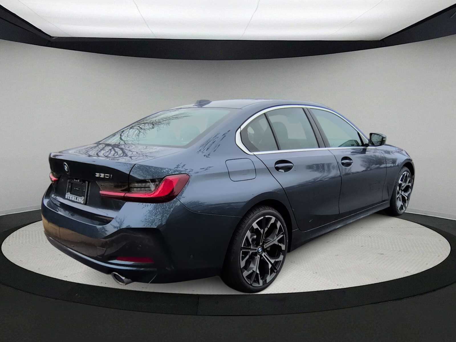 Thumbnail: 2026 BMW 3 Series - 8