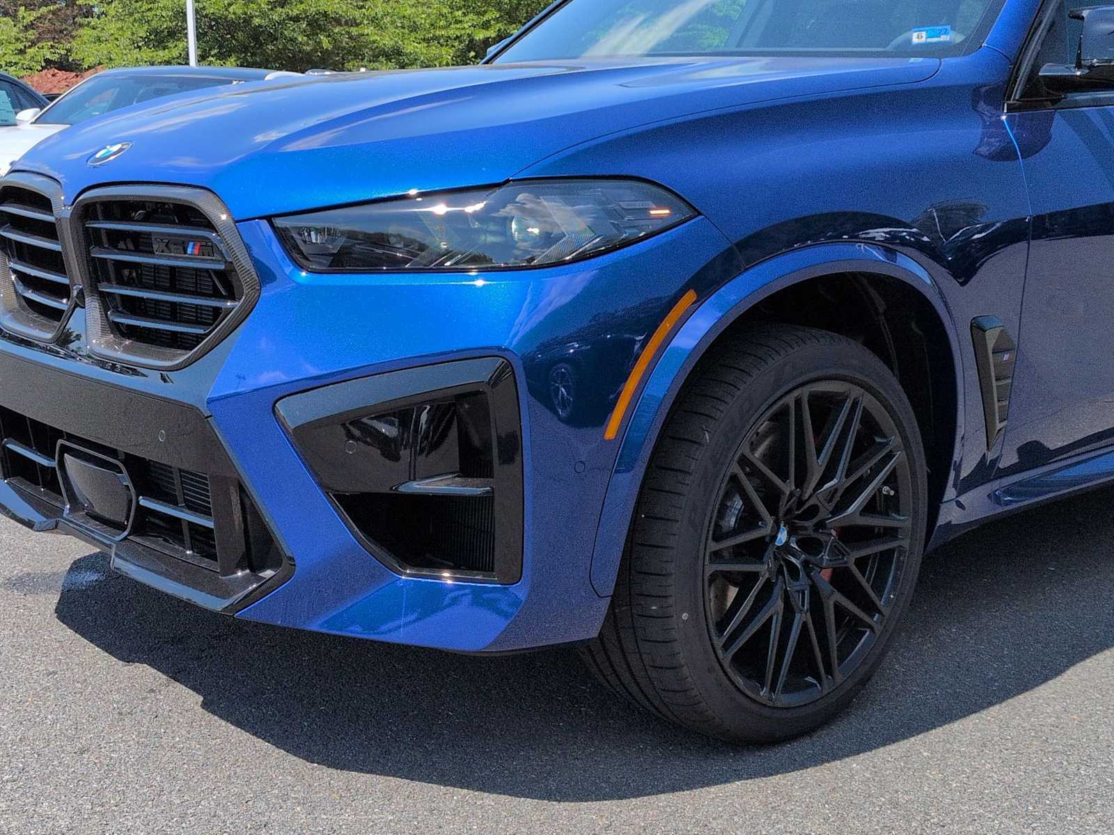 Thumbnail: 2026 BMW X5 - 11