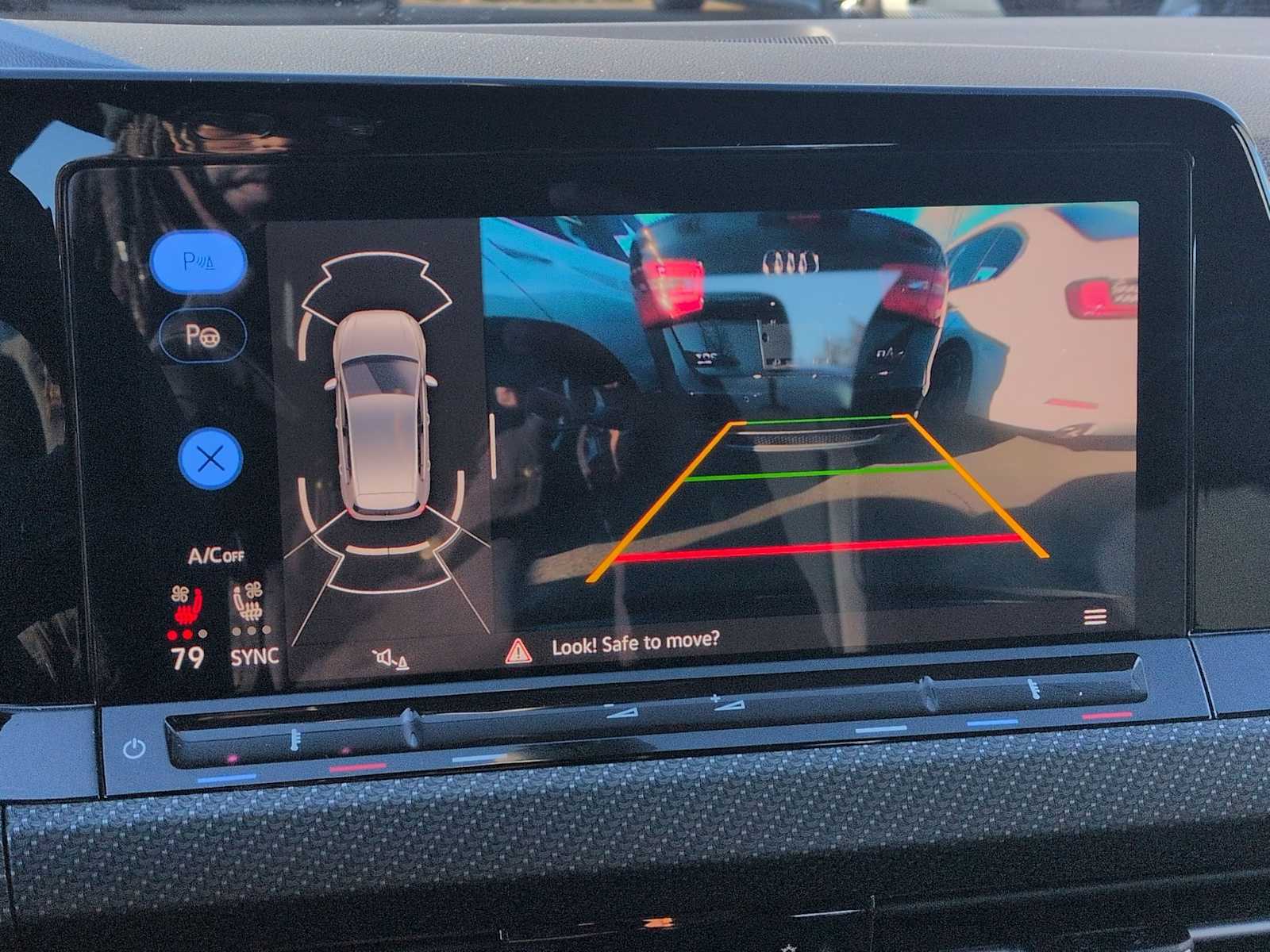 Thumbnail: 2024 Volkswagen Golf - 29