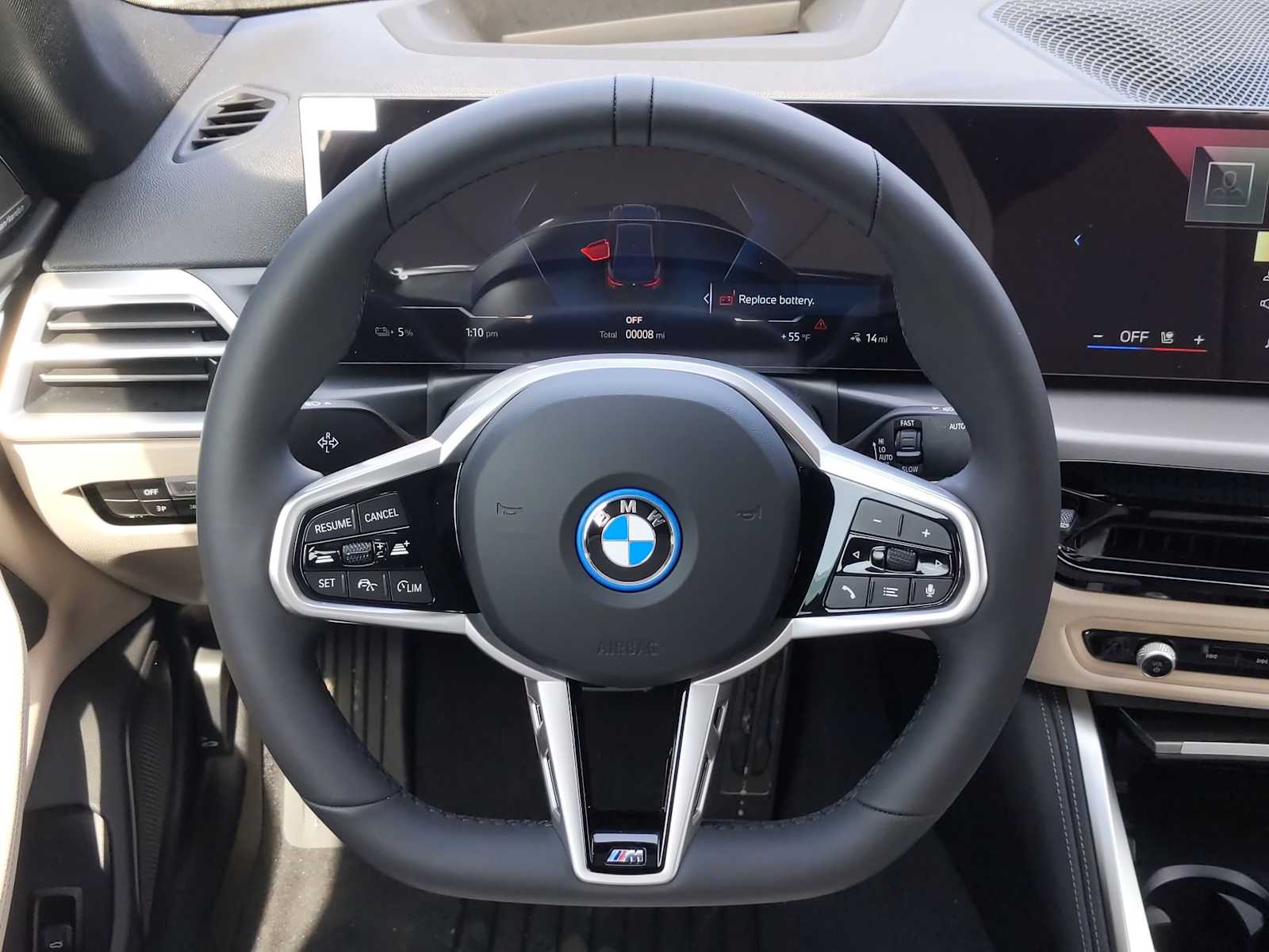 Thumbnail: 2025 BMW i4 - 24