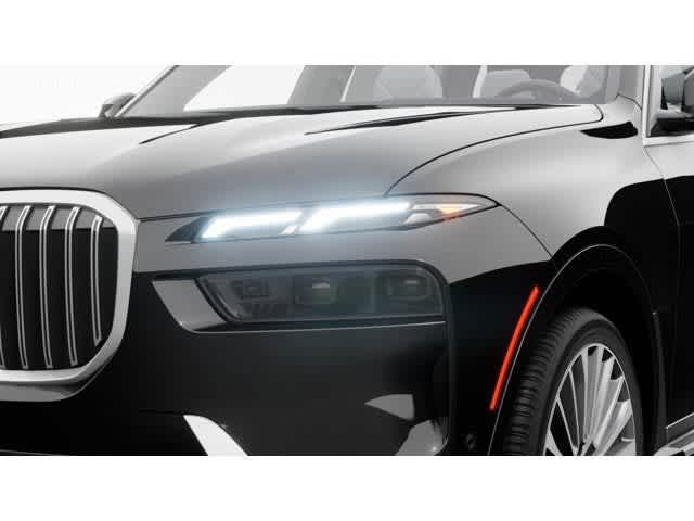 Thumbnail: 2026 BMW X7 - 6