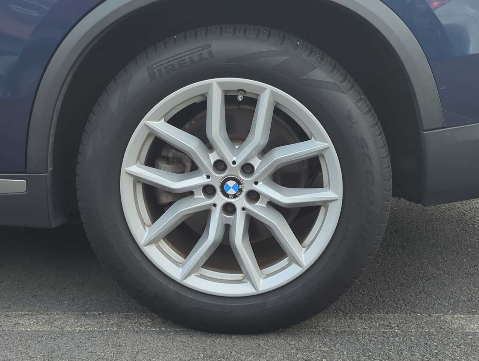 Thumbnail: 2019 BMW X5 - 14