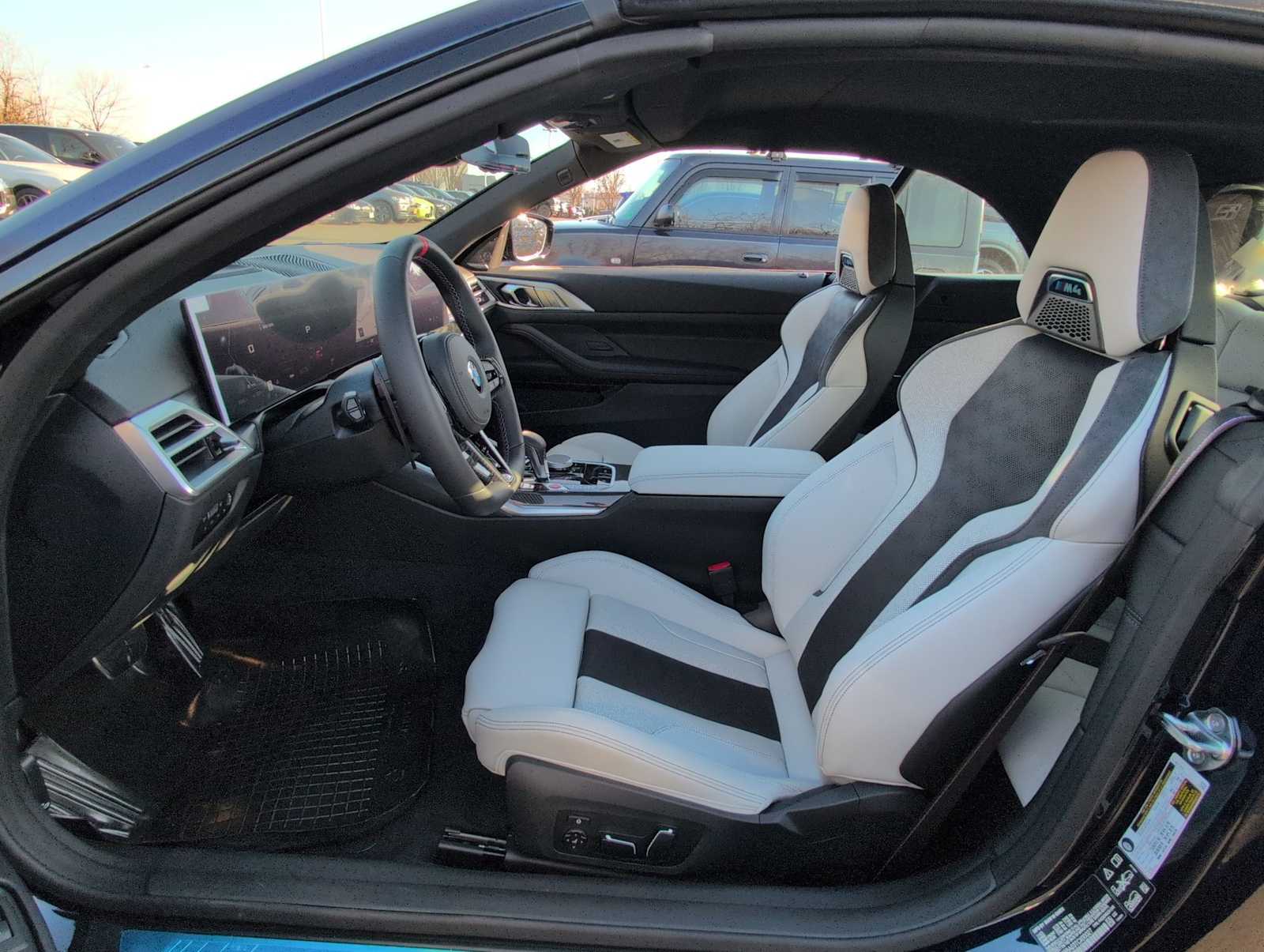 Thumbnail: 2026 BMW M4 - 17