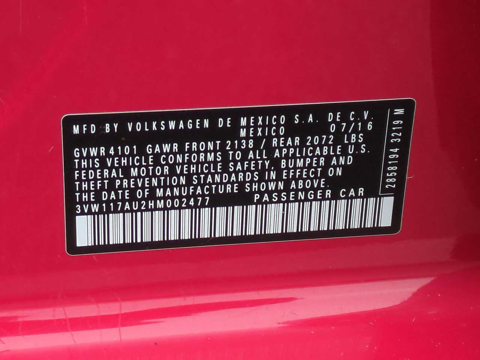 Thumbnail: 2017 Volkswagen Golf - 33