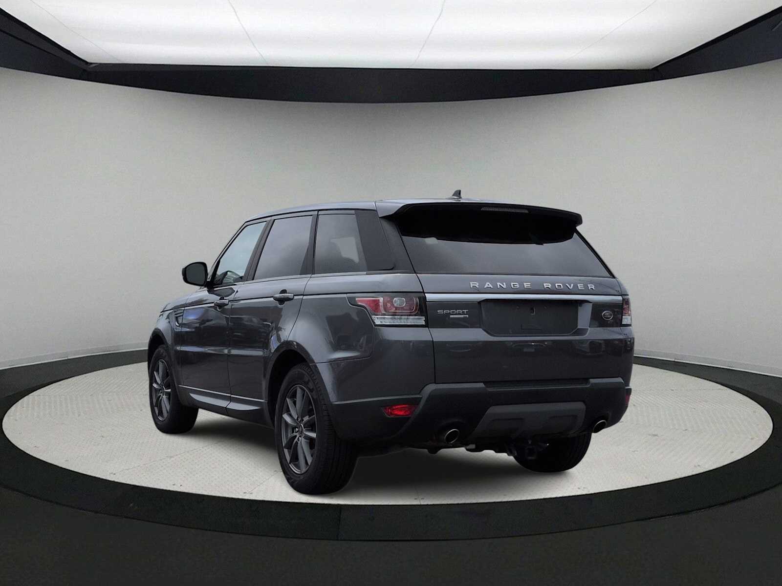 Thumbnail: 2016 Land Rover Range Rover Sport - 6