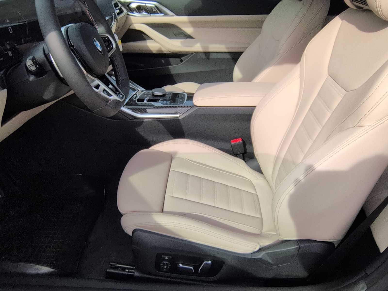 Thumbnail: 2027 BMW 4 Series - 16